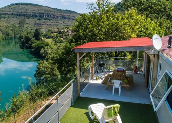 Mobil Avec Terrasse - 3 Chambres, 6 Personnes - Api-1-52-896 *